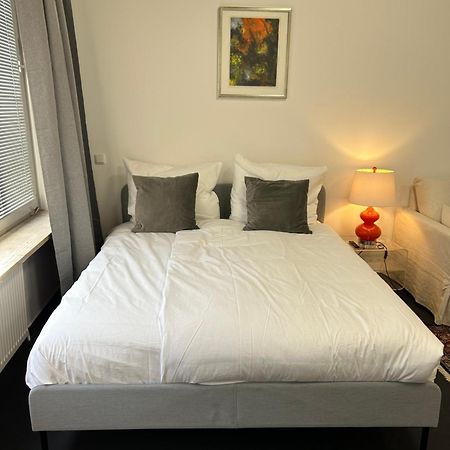 35 Qm Grosses Apartment Mit Eigenem Badezimmer In Den Elbvororten Hamburg Dış mekan fotoğraf