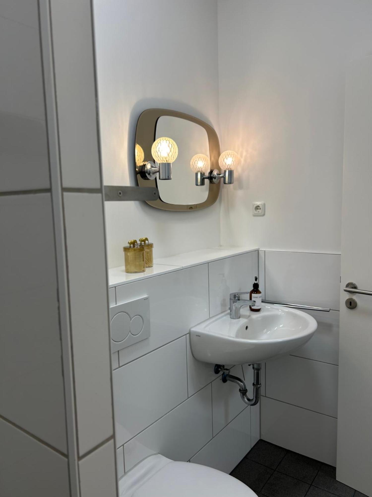 35 Qm Grosses Apartment Mit Eigenem Badezimmer In Den Elbvororten Hamburg Dış mekan fotoğraf