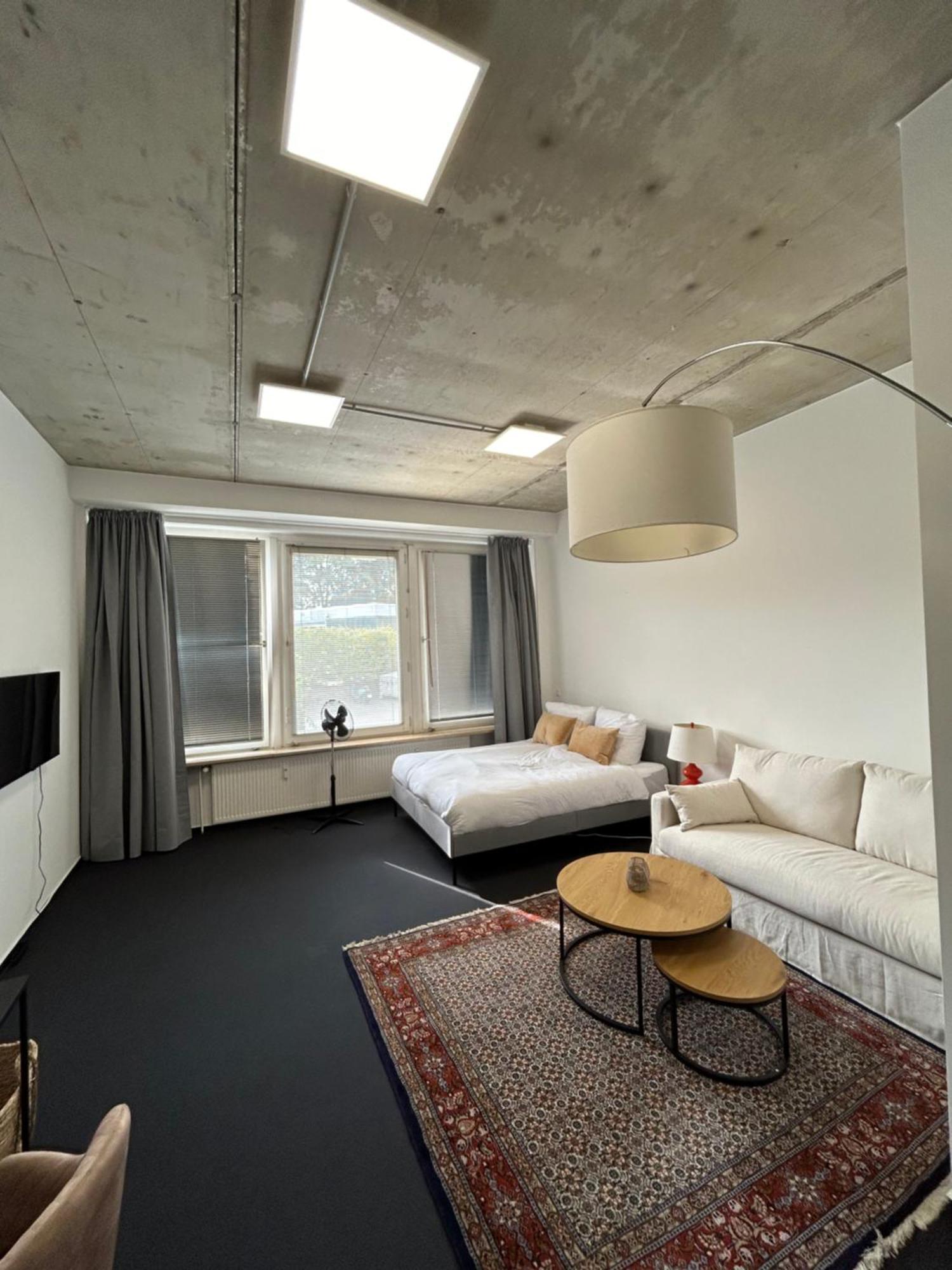 35 Qm Grosses Apartment Mit Eigenem Badezimmer In Den Elbvororten Hamburg Dış mekan fotoğraf